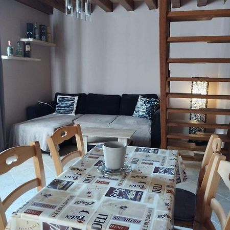 Apartament Charmante Petite Maison De Bourg Autry-le-Chatel Zewnętrze zdjęcie