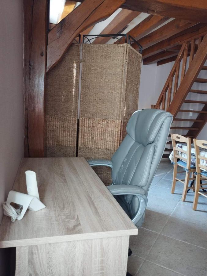 Apartament Charmante Petite Maison De Bourg Autry-le-Chatel Zewnętrze zdjęcie